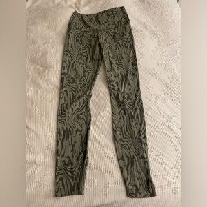 Varley | Women | Luna Distorted Grain High Waist 7/8 Length Leggings | X-Small